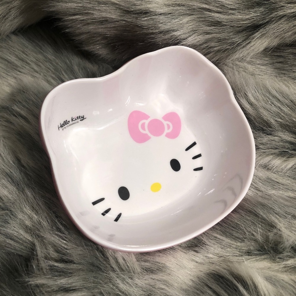 NEW SANRIO HELLO KITTY FACE SHAPED BOWL 1PC
